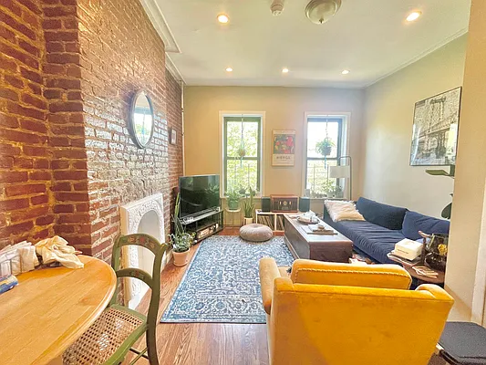 Rented by Doorway NYC, LLC | media 11