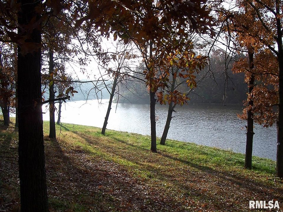 71 Lake Vista Dr, Taylorville, IL 62568 Zillow