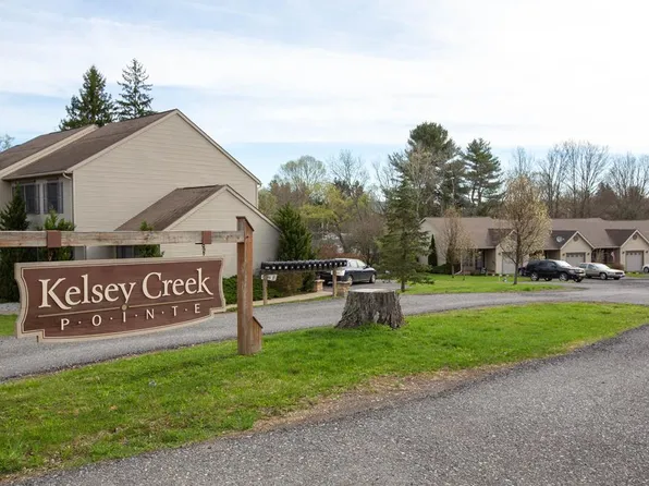 14 Hickory Ter, Wellsboro, PA 16901