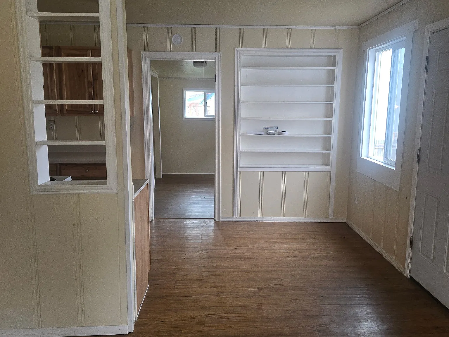 2 bed, 800 sqft, $1,200 — Photo 1