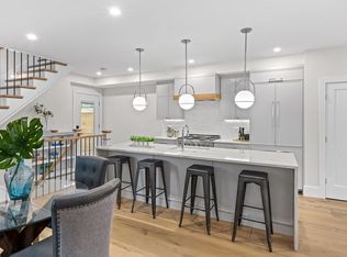 152 Charles St #1, Cambridge, MA 02141