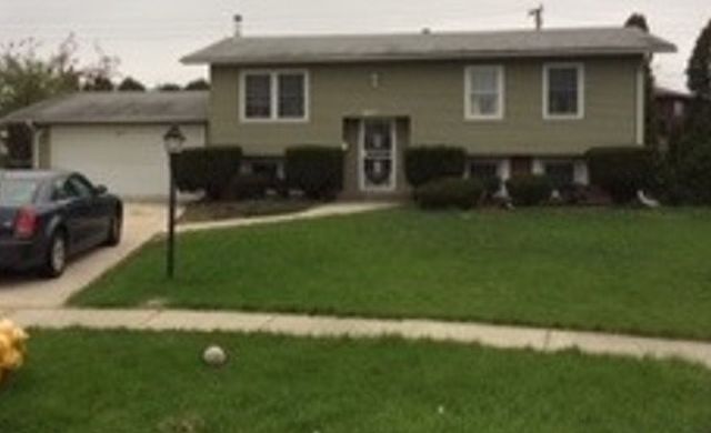1st image of 18940 Oakwood Ct