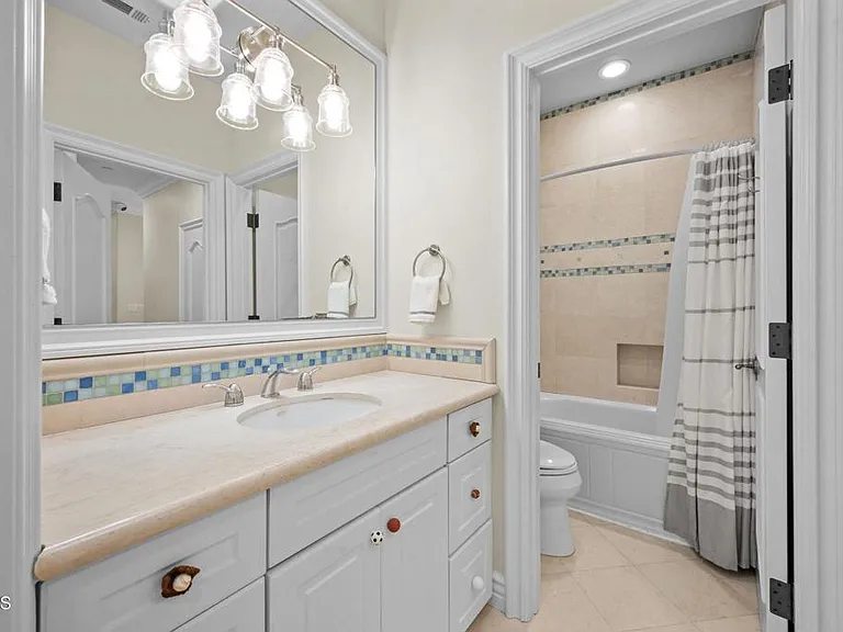 3263 New York Dr — Photo 55