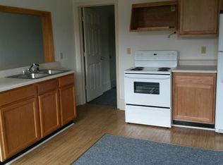 39 S Main St, Philippi, WV 26416