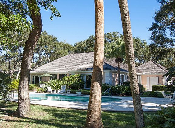 2nd image of 261 Sea Oak Dr