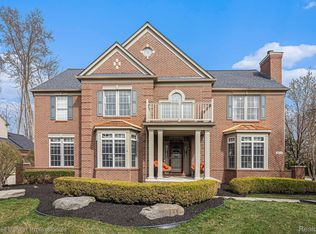 48520 Antique Rd, Canton, MI 48187