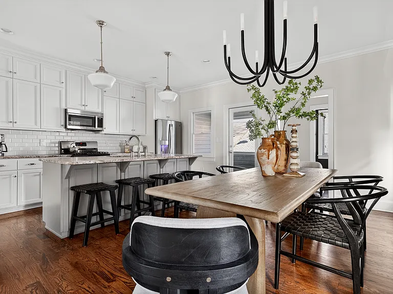611 N Pine St #B — Photo 7