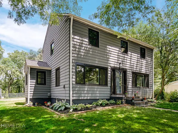 6924 W Johnson Rd, La Porte, IN 46350