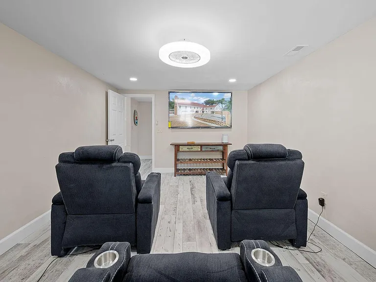 2624 Long Creek Dr — Photo 28