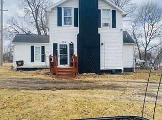 750 Dennis St, Adrian, MI 49221