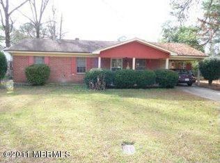 6225 Walnut St, Meridian, MS 39307