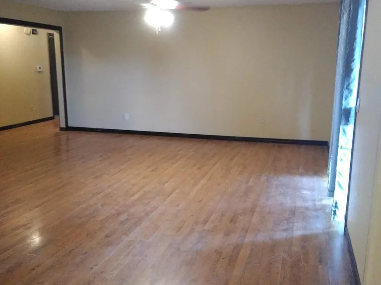 8209 Curtis Ter — Photo 2