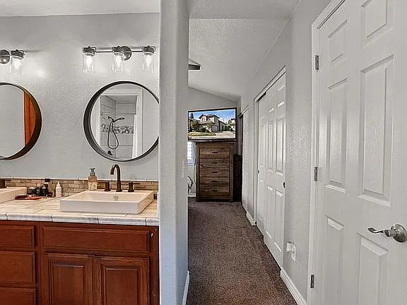 1601 Barkley Ln — Photo 32