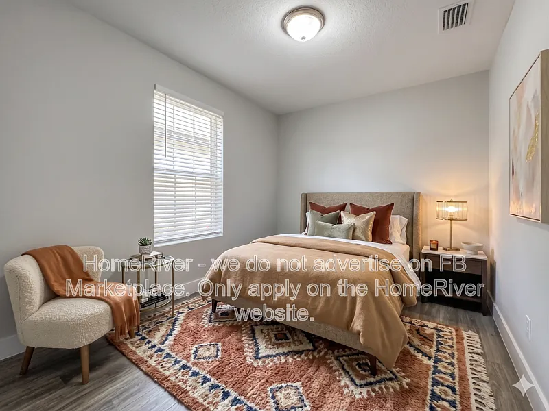 3 bed, 2.0 bath, 1248 sqft, $1,695 — Photo 4