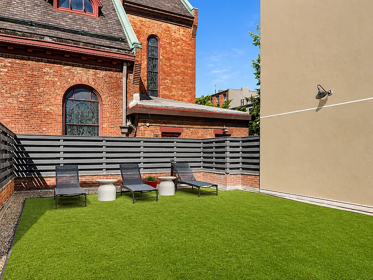 180 Bainbridge St #111 — Photo 9