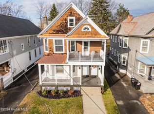 1029 Baker Ave, Schenectady, NY 12309