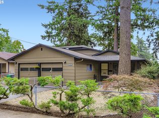 7602 SE Long St, Portland, OR 97206