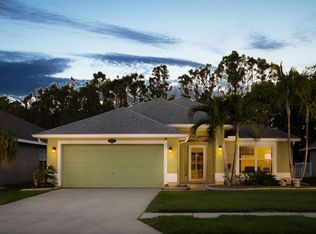 2421 Stratford Pointe Dr, West Melbourne, FL 32904