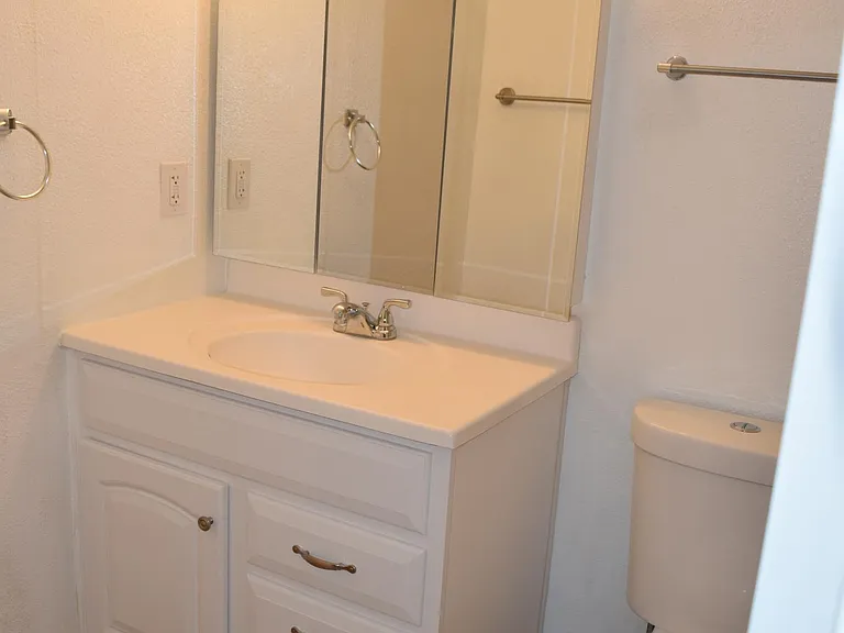 1130 E Butler Dr #B2 — Photo 8
