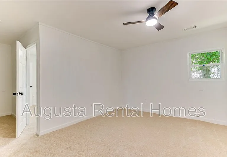 1908 Wylie Dr — Photo 12
