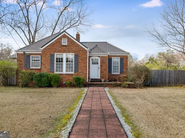 107 Foskett St, Piedmont, AL 36272