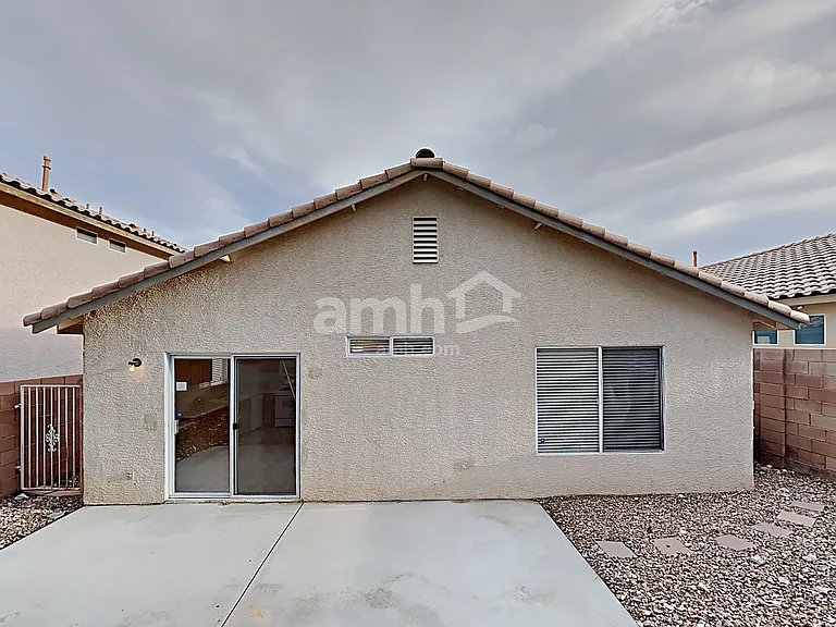 11020 Rossi Ave — Photo 17