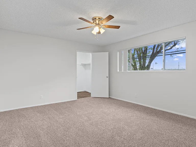8331 Lampson Avenue — Photo 25