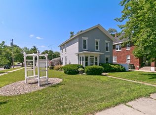 304 W Emmett St, Portage, WI 53901