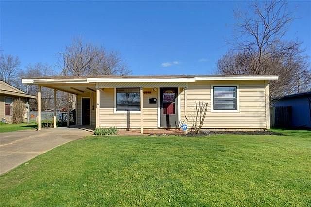 1st image of 2806 Ash Park Dr