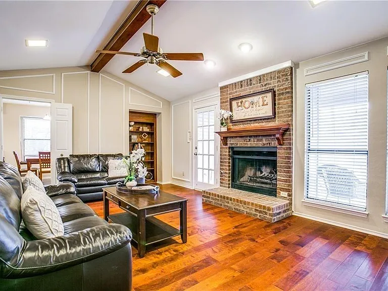 249 Simmons Dr — Photo 8
