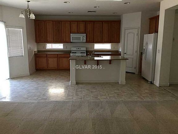 5th image of 1109 Tropic Wind Ave