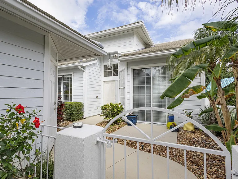 6309 Walton Heath Pl — Photo 33