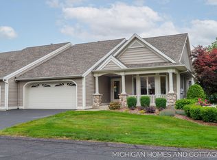 1669 High Pointe Dr, Zeeland, MI 49464