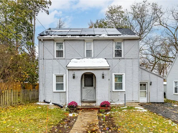 8 Raymond Dr, Rochester, NY 14624