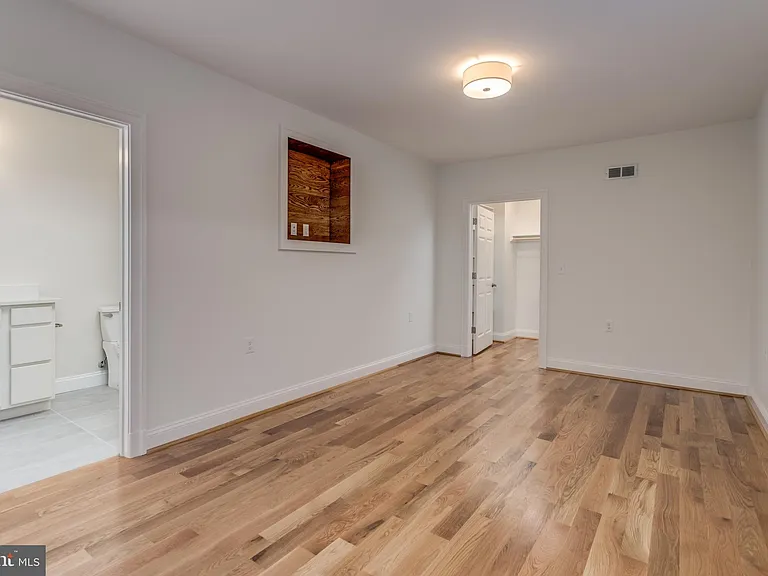 18 Huntingdon Ln — Photo 19