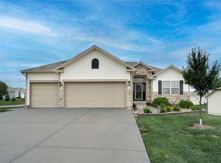 13305 N Copper Ridge Dr, Platte City, MO 64079