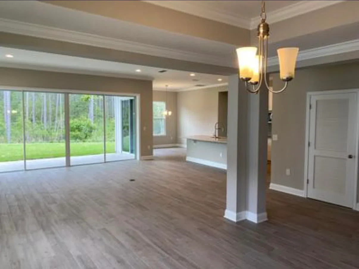 4 bed, 2795 sqft, $3,800 — Photo 3