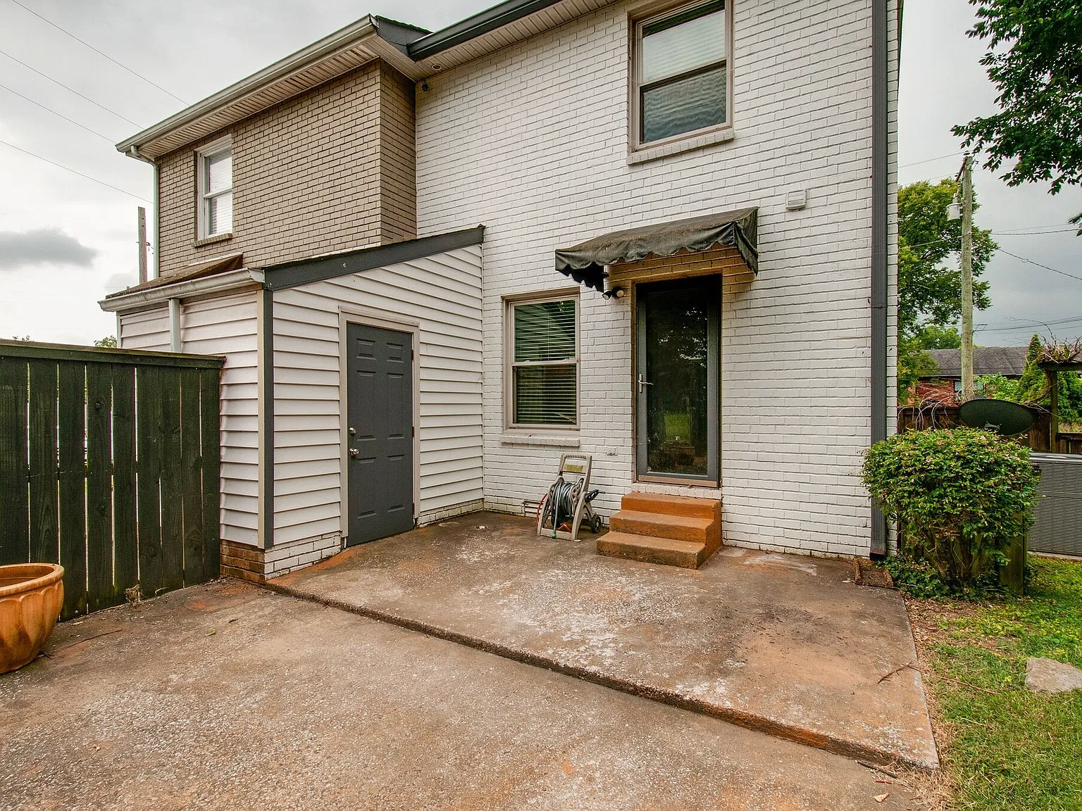 2 bed, 1.5 bath, 1206 sqft, $3,150 — Photo 4