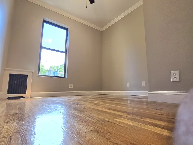 75 Clermont Ave #2 — Photo 11