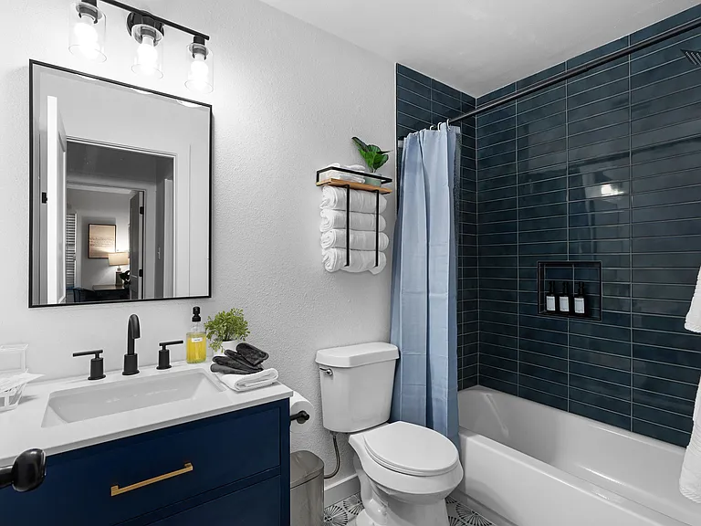 1315 Southport Dr #B — Photo 19