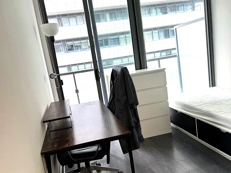 50 Charles St E #3905 — Photo 9