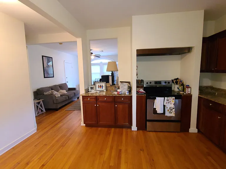 6058 Canal Blvd — Photo 9