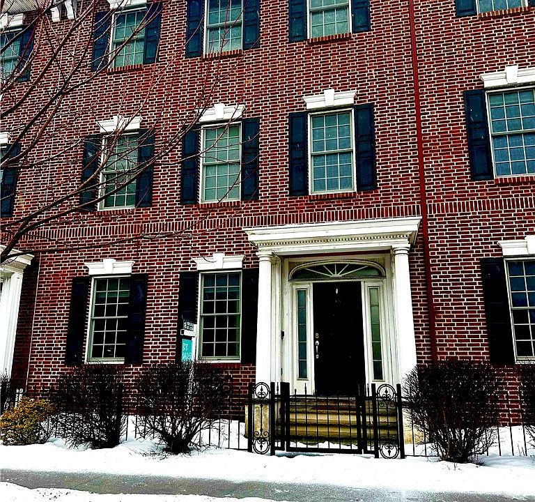 1st image of 98 S Union St