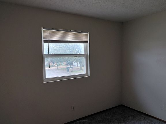 3rd image of 3115 Belmont St APT A