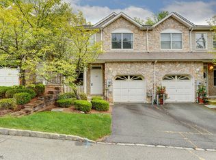 615 Old Dover Rd, Morris Plains, NJ 07950