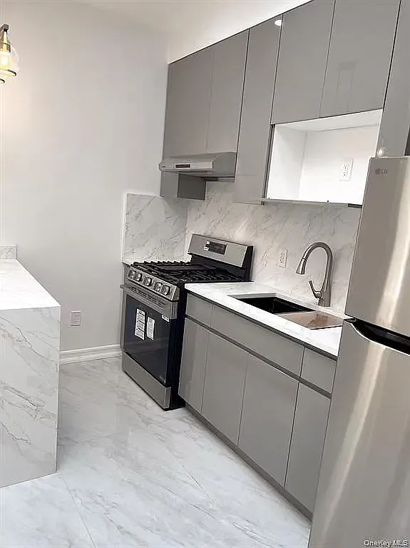 1110 Cypress Avenue — Photo 4