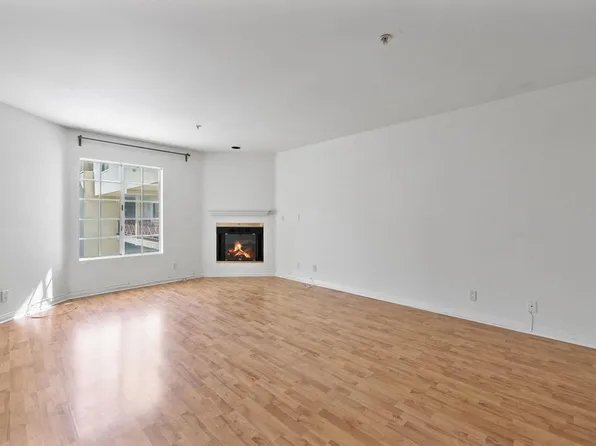 1131 Campbell St APT 212, Glendale, CA 91207