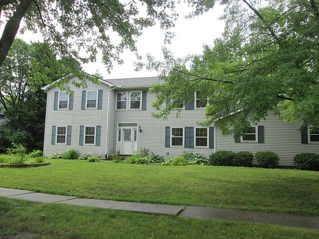 1st image of 5433 Lambeth Dr