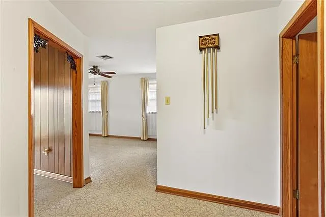 3 bed, 2.0 bath, 1390 sqft, $2,200 — Photo 3