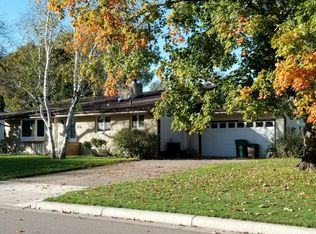 3100 Thurber Rd, Brooklyn Center, MN 55429